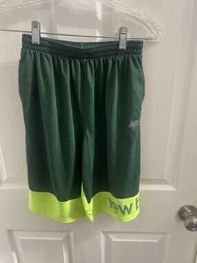 New Balance Boys Shorts Size L (14-16)